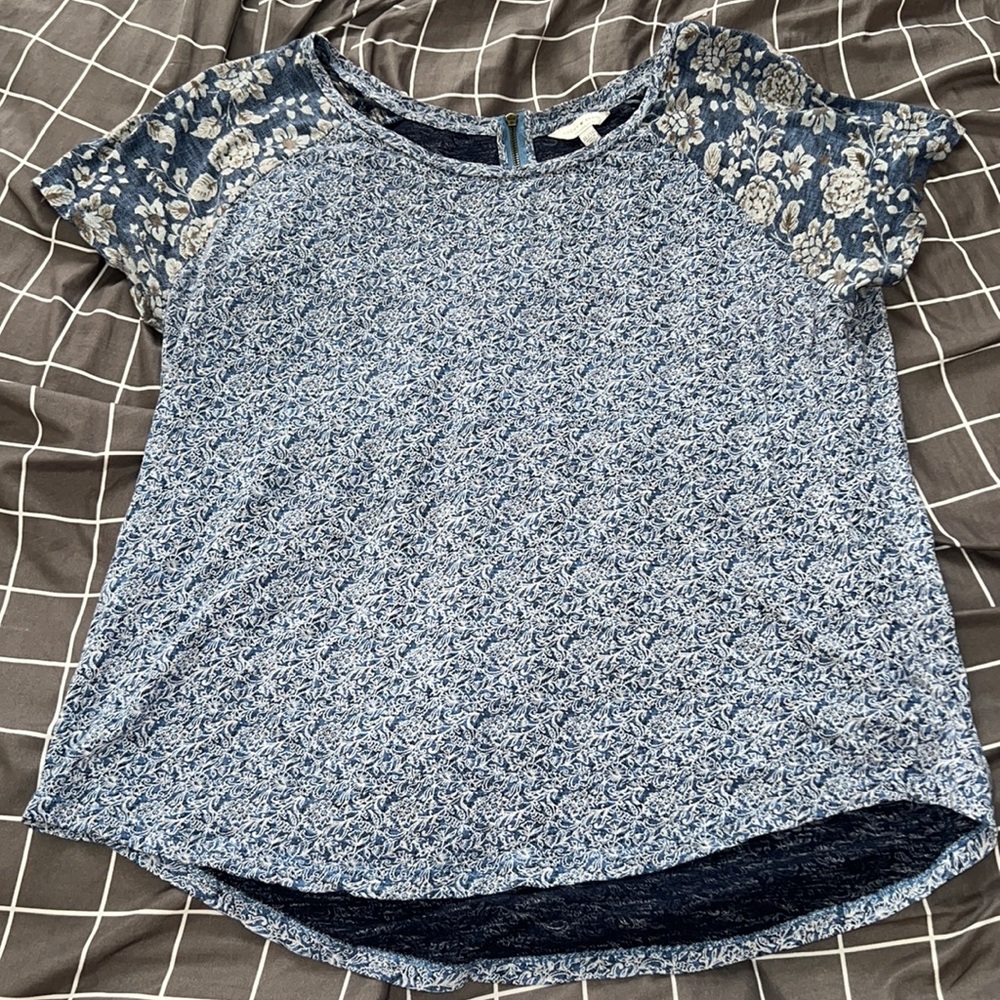 Lucky Brand shirt 🍀